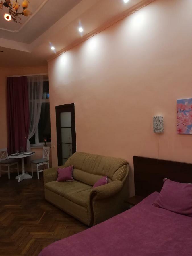 Lviv Apartamenty エクステリア 写真